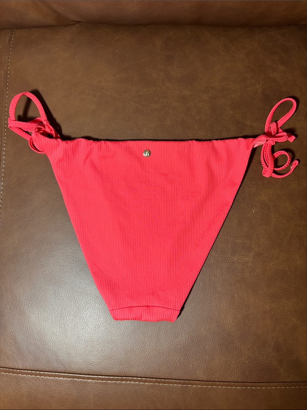 Victoria's Secret Coral Pink Ruffle Bandeau Bikini Set 34C Top Med Bottoms - Picture 4 of 8